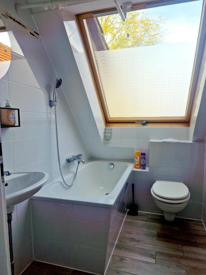 Appartement With Parking In 11